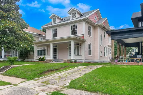1115 Boulevard St, Shreveport, LA 71104