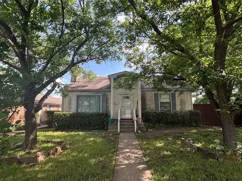 3024 Ruidosa Ave, Dallas, TX 75228