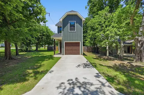 931 W Collins St, Denison, TX 75020