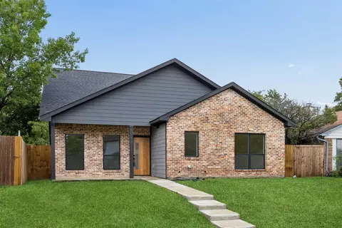 1427 Smokehouse St, Mesquite, TX 75149
