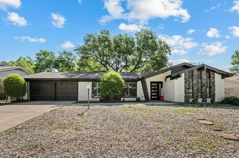 1760 Northridge Dr, Hurst, TX 76054