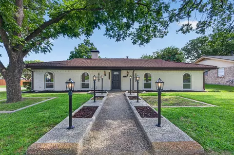 3401 Glenmont Dr, Fort Worth, TX 76133