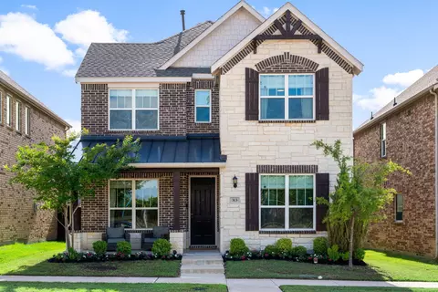 313 Kennewick Dr, Garland, TX 75044