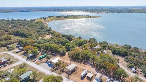 357 Discovery Bay Rd, Comanche, TX 76442