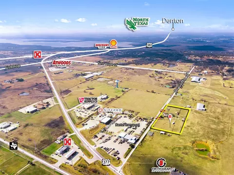 3800 Dr Griffin Rd #8, Cross Roads, TX 76227