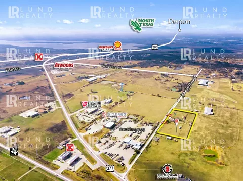 3800 Dr Griffin Rd #8, Cross Roads, TX 76227
