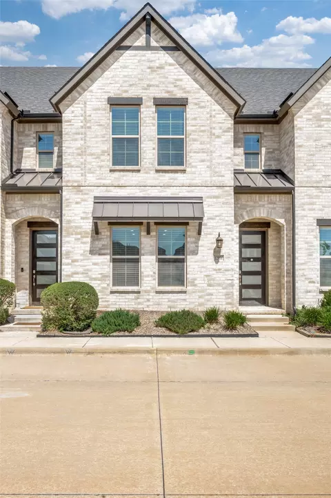 12986 Jk Ojha St, Farmers Branch, TX 75234