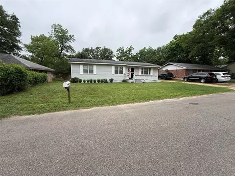 306 Floyd St, Winnsboro, TX 75494