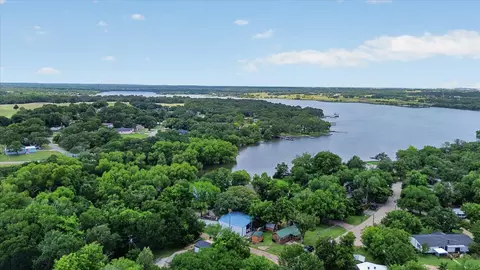 143 White Oak St, Alvarado, TX 76009