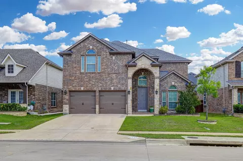 9404 Chuparosa Dr, Fort Worth, TX 76177