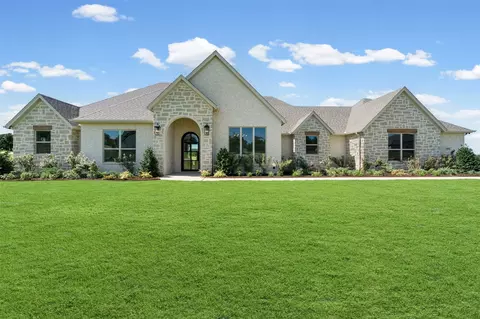 3005 Codigo Dr, Weatherford, TX 76088