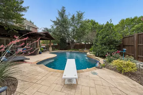 804 Coralberry Dr, Mckinney, TX 75072