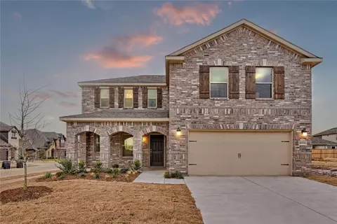 10201 Fox Grove Ct, Fort Worth, TX 76131