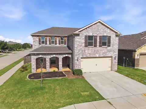 10201 Fox Grove Ct, Fort Worth, TX 76131