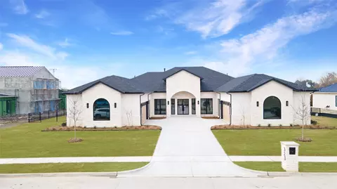 323 Longview Pl, Heath, TX 75032