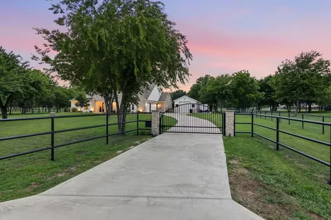 3769 Bear Creek Rd, Aledo, TX 76008