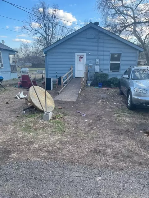 611 Montgomery St, Bossier City, LA 71111