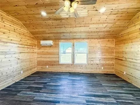 Living - 323 Blue Cat Blvd, Haskell, TX 79521 photo 1 of 1