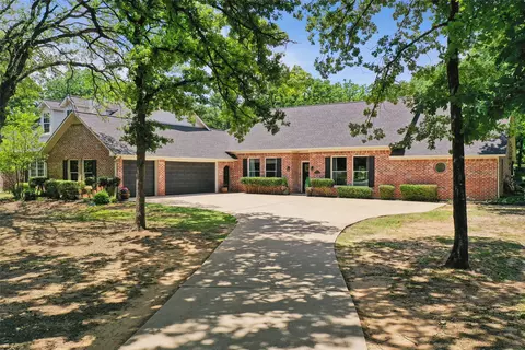 915 Skyline Dr, Argyle, TX 76226