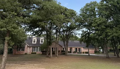 915 Skyline Dr, Argyle, TX 76226