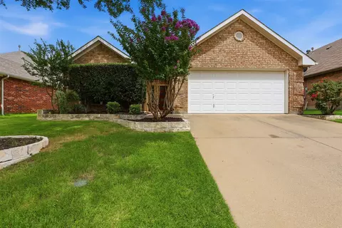 6109 Gillispie Dr, Fort Worth, TX 76132