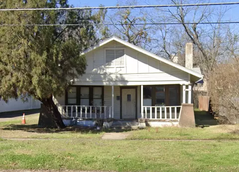 405 N Virginia St, Terrell, TX 75160