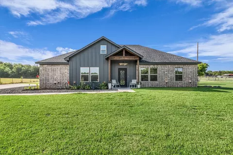 1004 Woodcock Dr, Robinson, TX 76706