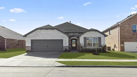 1645 Elle Ln, Aubrey, TX 76227