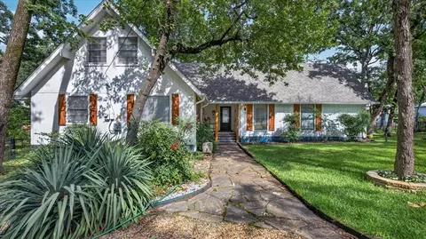 110 Punto Pescader St, Gun Barrel City, TX 75156