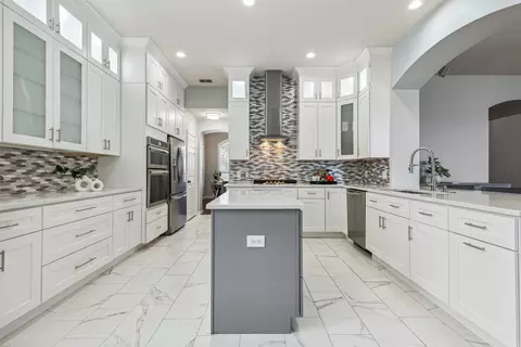 9740 Plains Cir, Frisco, TX 75033