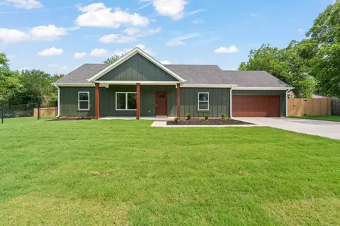 702 Scudder St, Cleburne, TX 76033