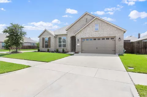 1696 Storey Ln, Waxahachie, TX 75165