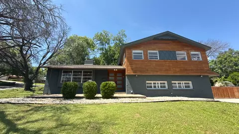 6609 Genoa Rd, Fort Worth, TX 76116