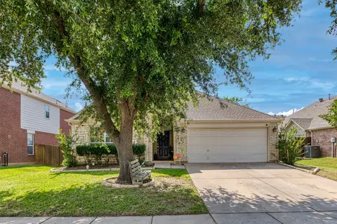 6620 Alderbrook Dr, Denton, TX 76210