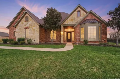 132 Silver Rose Blvd, Burleson, TX 76028