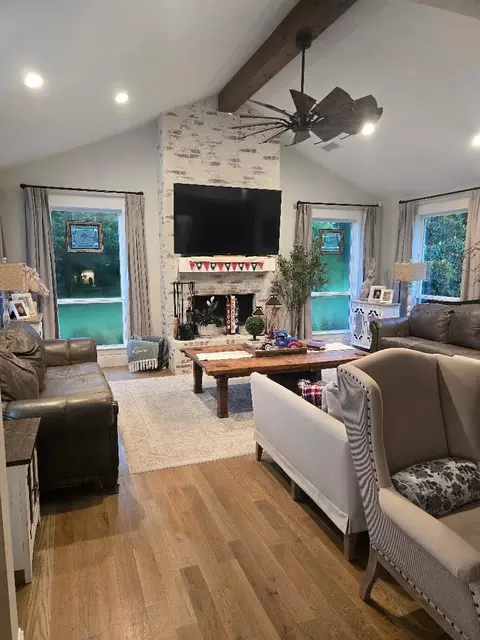 Living - 4142 Fm 2194, Celeste, TX 75423 photo 3 of 6