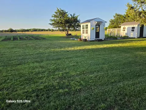 Exterior - 4142 Fm 2194, Celeste, TX 75423 photo 5 of 5