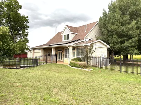 Exterior - 1170 Brazos Loop, Gholson, TX 76705 photo 8 of 9