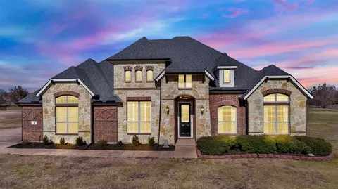 8 Chapel Hill Ln, Rockwall, TX 75032
