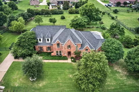 74 Stone Hinge Dr, Fairview, TX 75069