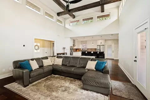 11 Bunker Hl, Richardson, TX 75080