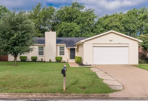 504 Circleview Dr, Mansfield, TX 76063