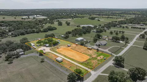 533 County Road 484, Stephenville, TX 76401