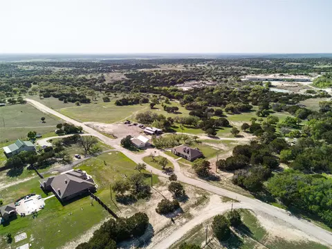690 County Road 4707 # -A, Kempner, TX 76539