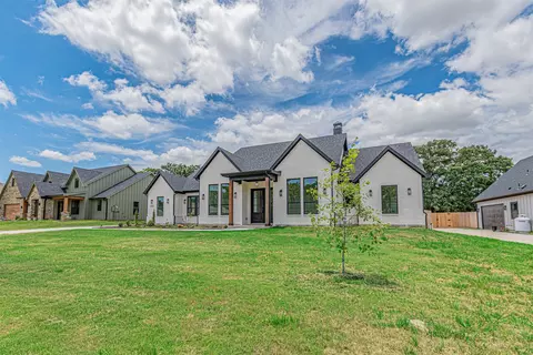 360 Dalton Rd, Canton, TX 75103