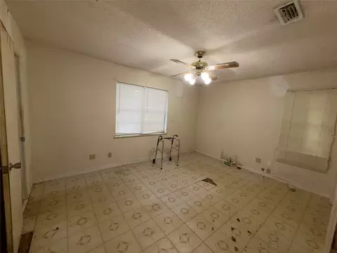 Bedroom - 120 E Dawn Dr, Robinson, TX 76706 photo 3 of 4