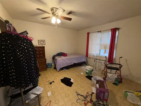 Bedroom - 120 E Dawn Dr, Robinson, TX 76706 photo 4 of 4