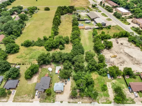 200 Graham St, Waxahachie, TX 75165