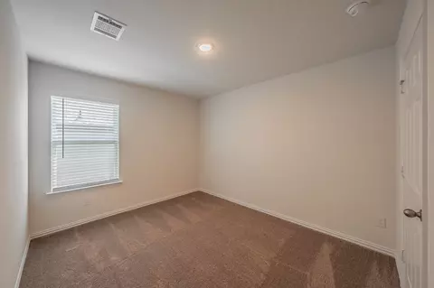 Bedroom - 433 Rose Ave, Cleburne, TX 76033 photo 8 of 11