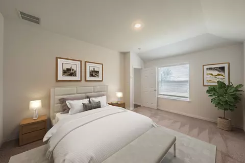 Bedroom - 433 Rose Ave, Cleburne, TX 76033 photo 1 of 11